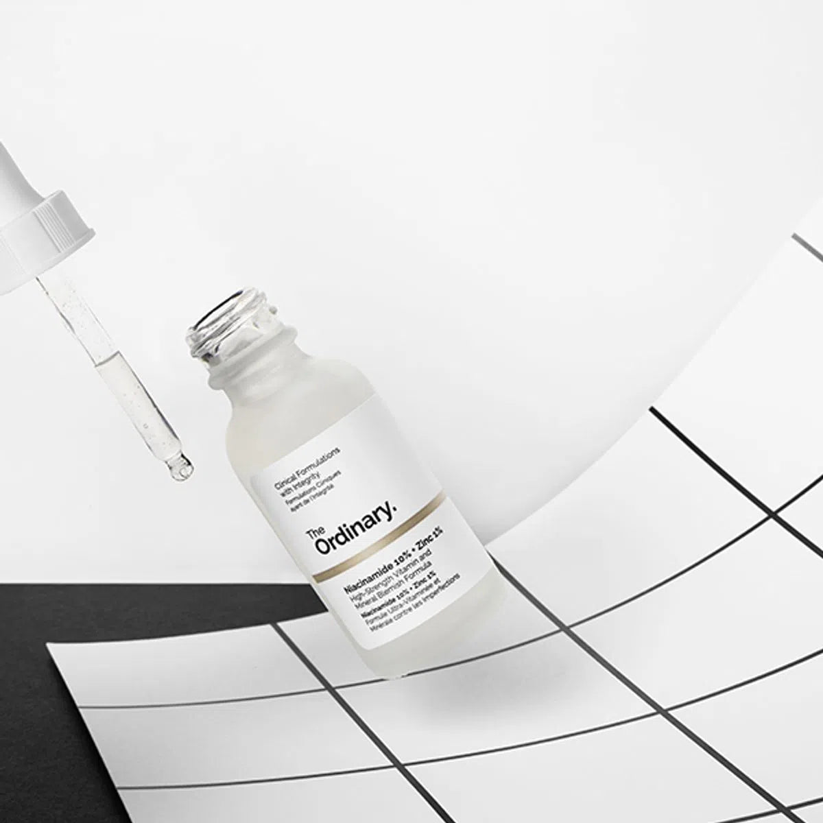 SERUM DE NIACINAMIDA Niacinamide 10% + Zinc 1% - THE ORDINARY